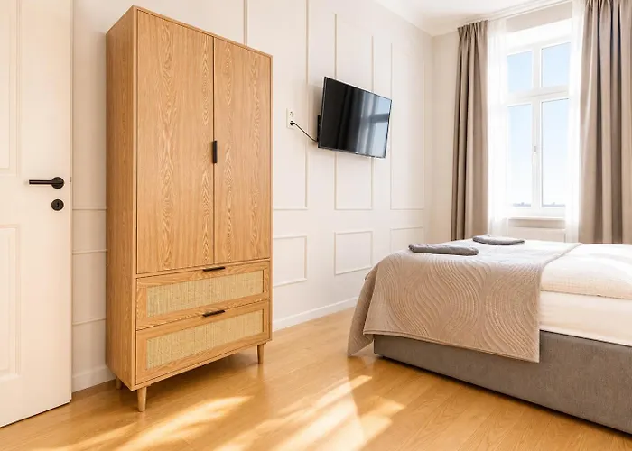 Apartment Comfy 1br Close To Meidling Station